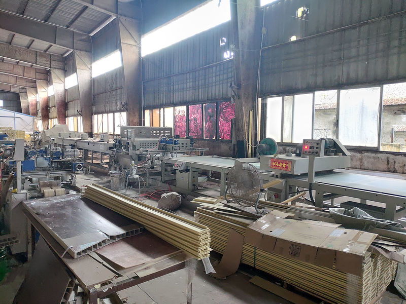 Guangdong Juye cheng New Material Co.,Ltd. linha de produção do fabricante