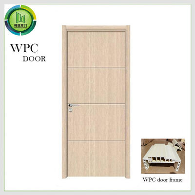 Bom preço. A pele de madeira do PVC da porta da prova WPC da térmita terminou o fogo - uso retardador do quarto on-line