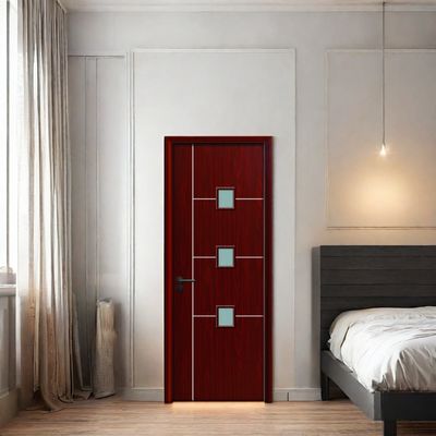 Bom preço. WPC porta oca projetada para interiores com design moderno e elegante resistência à umidade e propriedades de isolamento térmico energético on-line