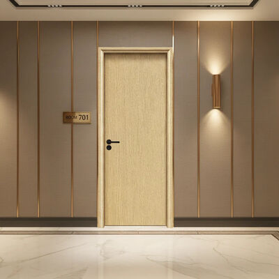 Bom preço. Porta oculta WPC insonorizada com excelente isolamento térmico à prova de cupins Construção livre de manutenção e ecológica on-line